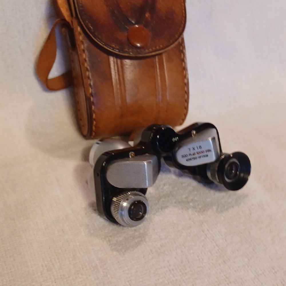 Vintage 7x18 Binoculars with Leather Case Binolux Made In Japan
